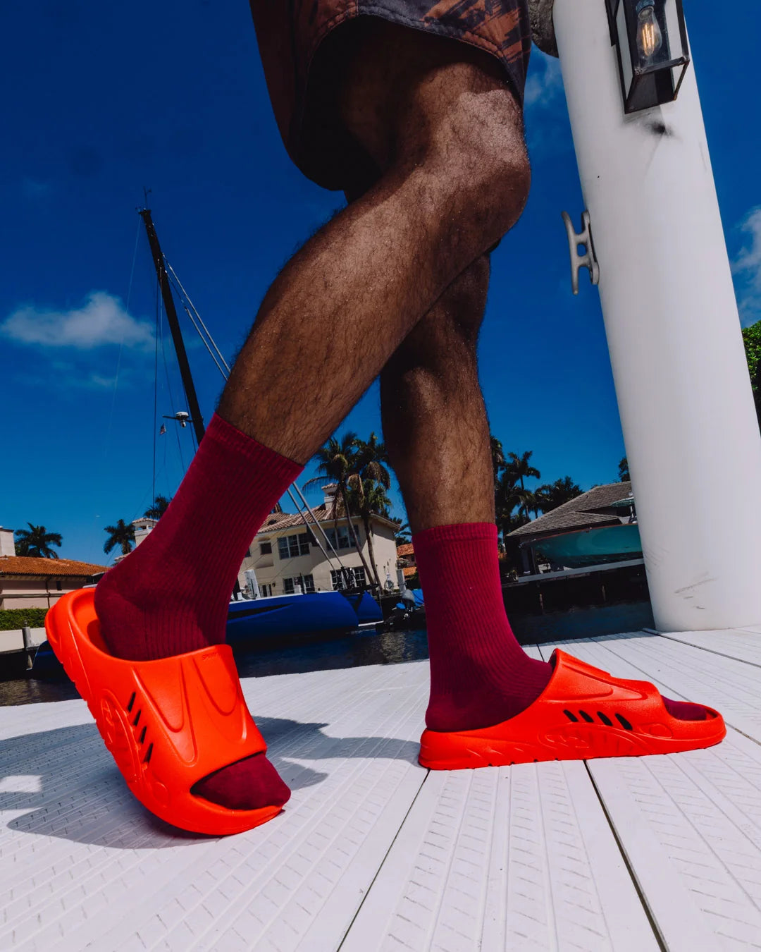 SHARK SLIDE RED