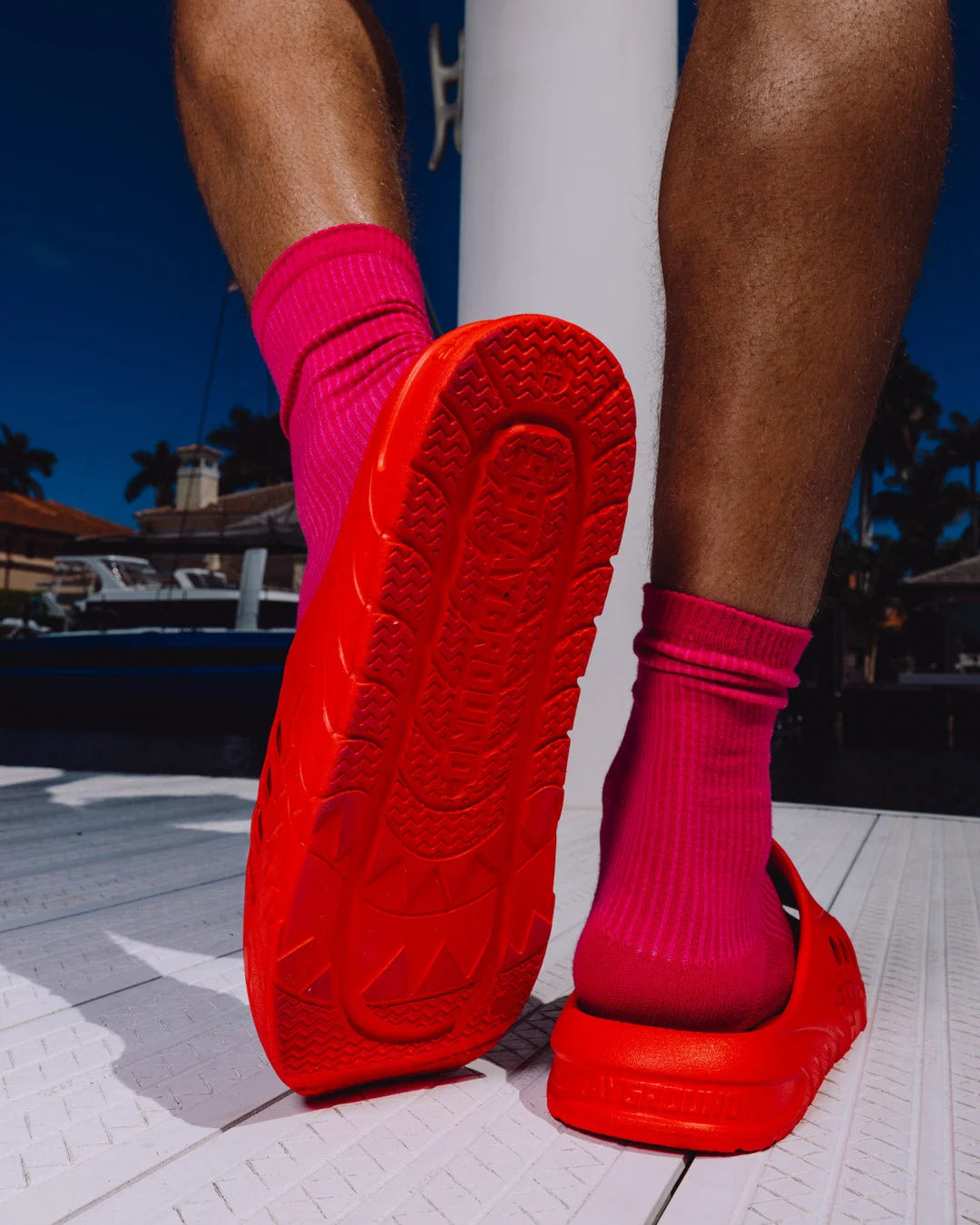 SHARK SLIDE RED