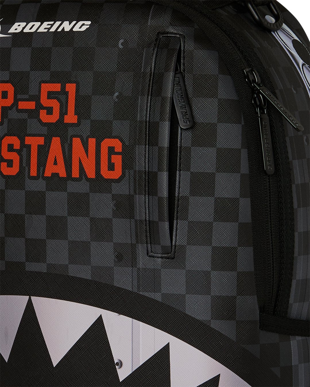 BOEING P-51 MUSTANG SHARKMOUTH DLXSV BACKPACK