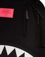 SHARK CENTRAL NYLON BLACK PINK