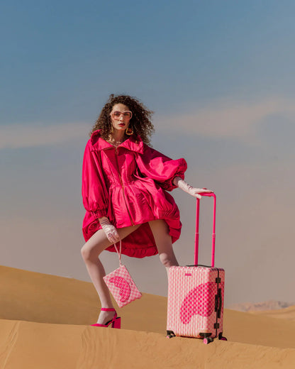 شنطة سفر كاري أون بينك سيب باتتش