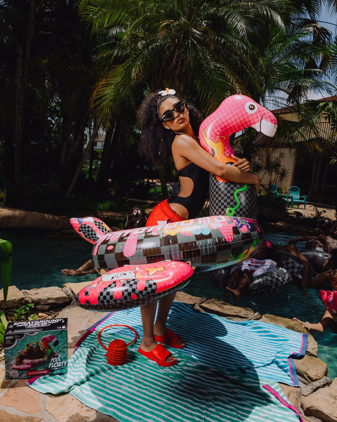 FLAMINGO WTF SKULL FLOATY