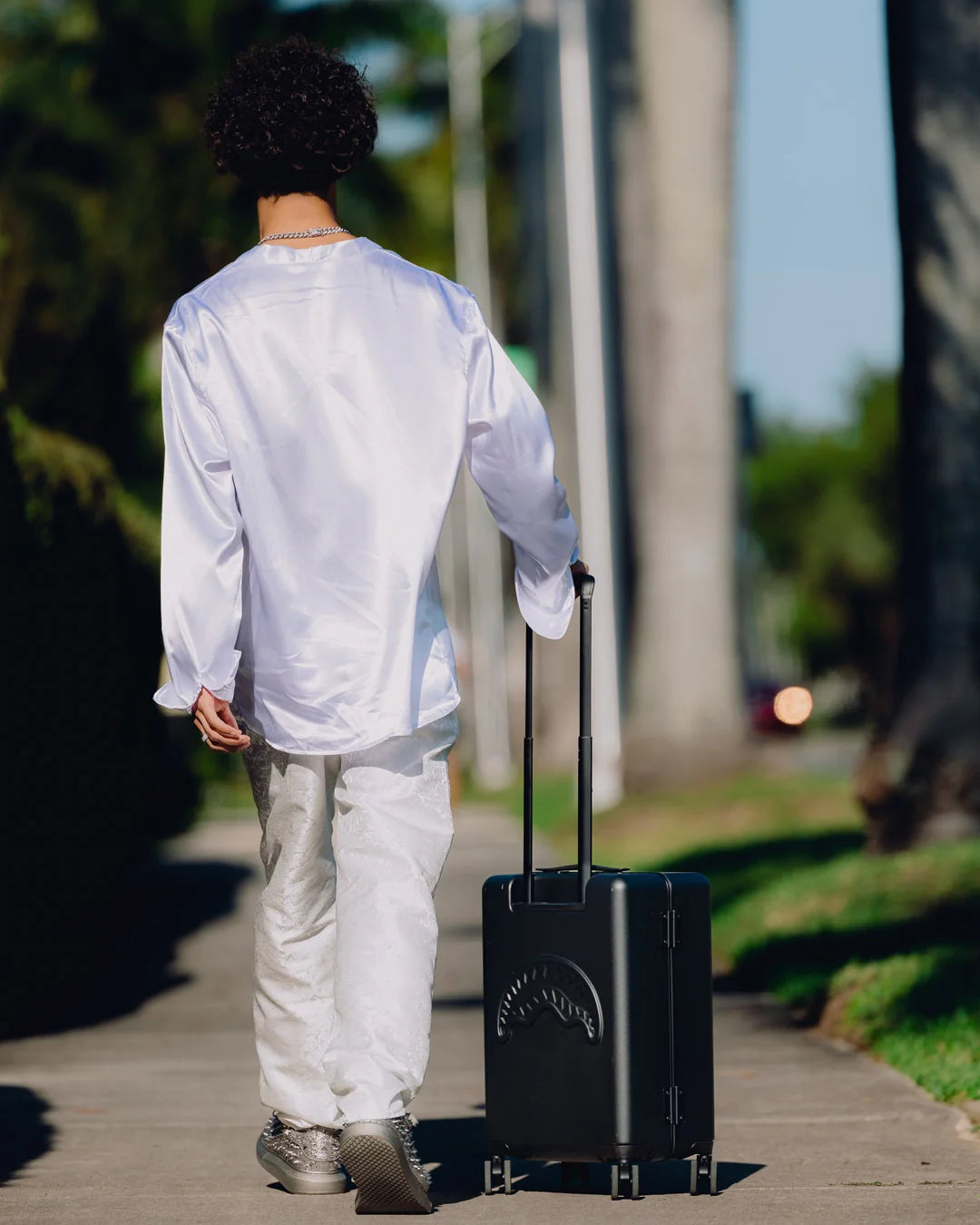 MONEYBEAR MOGUL BLACK CARRY-ON LUGGAGE