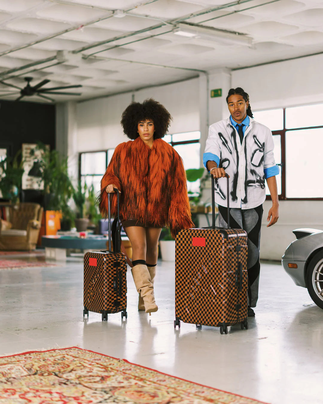 RED REDEMPTION CARRY-ON HARD LUGGAGE