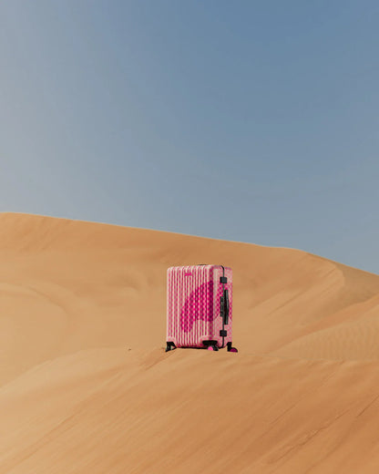 شنطة سفر كاري أون بينك سيب باتتش