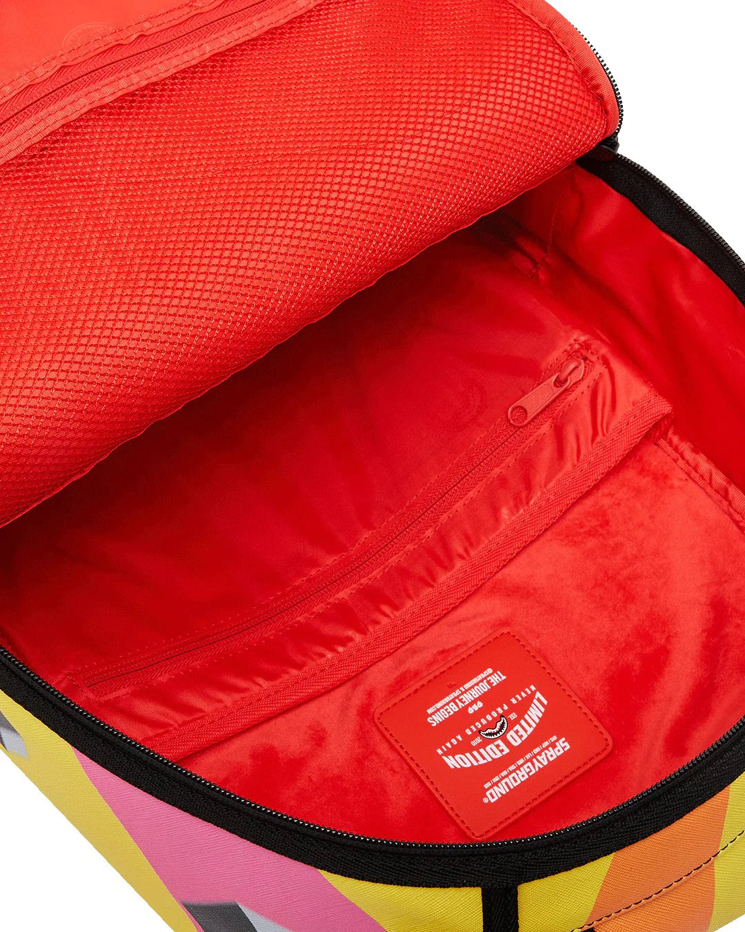 SCOOBY DOO CHECKER SMASH HIPPIE DLSXV BACKPACK