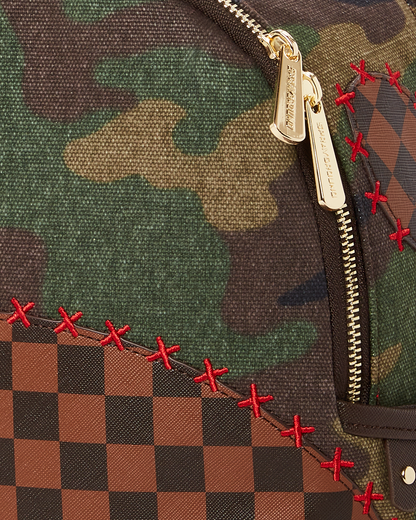 CAMO SHARK SHAPE CHECK SAVAGE BACKPACK
