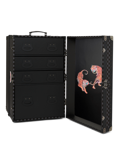 HENNY TREASURE CHEST (Collector&