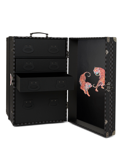HENNY TREASURE CHEST (Collector&