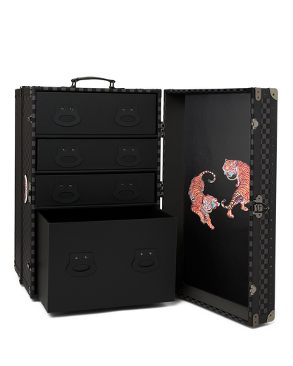 HENNY TREASURE CHEST (Collector&