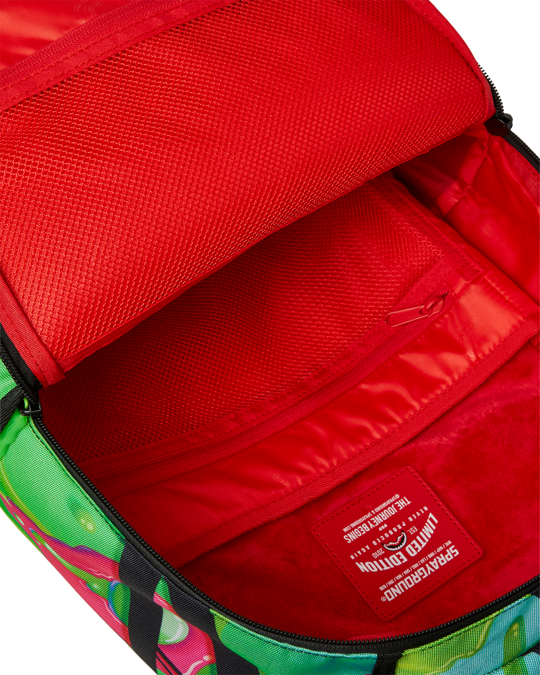 HALLOWEEN SHARK CENTRAL DRIPPY SPLIT DLXR BACKPACK