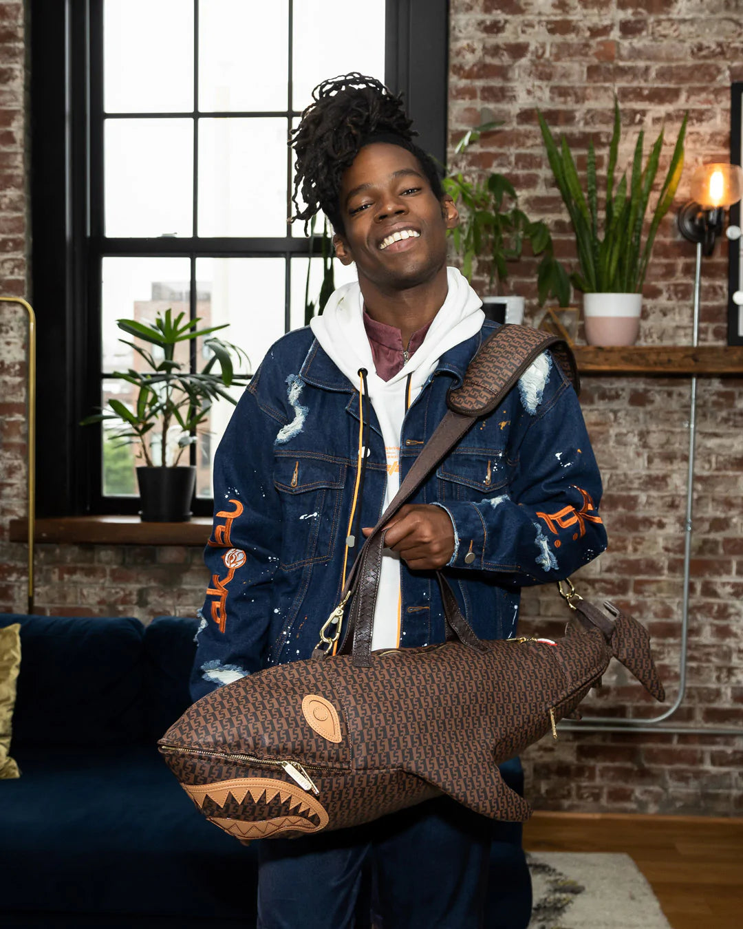 Shark duffle deals bag