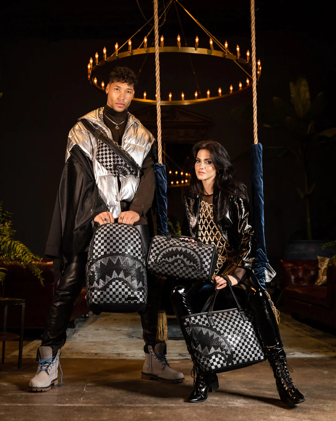 شنطة دفل صغيرة تشيككيريد ترينيتي