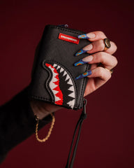 FLY KNIT MOUTH WALLET